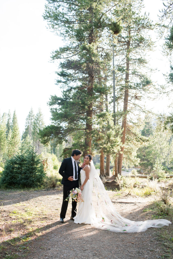 The Roam Photography Retreat micro wedding in Rocky Mountain National Park, Colorado