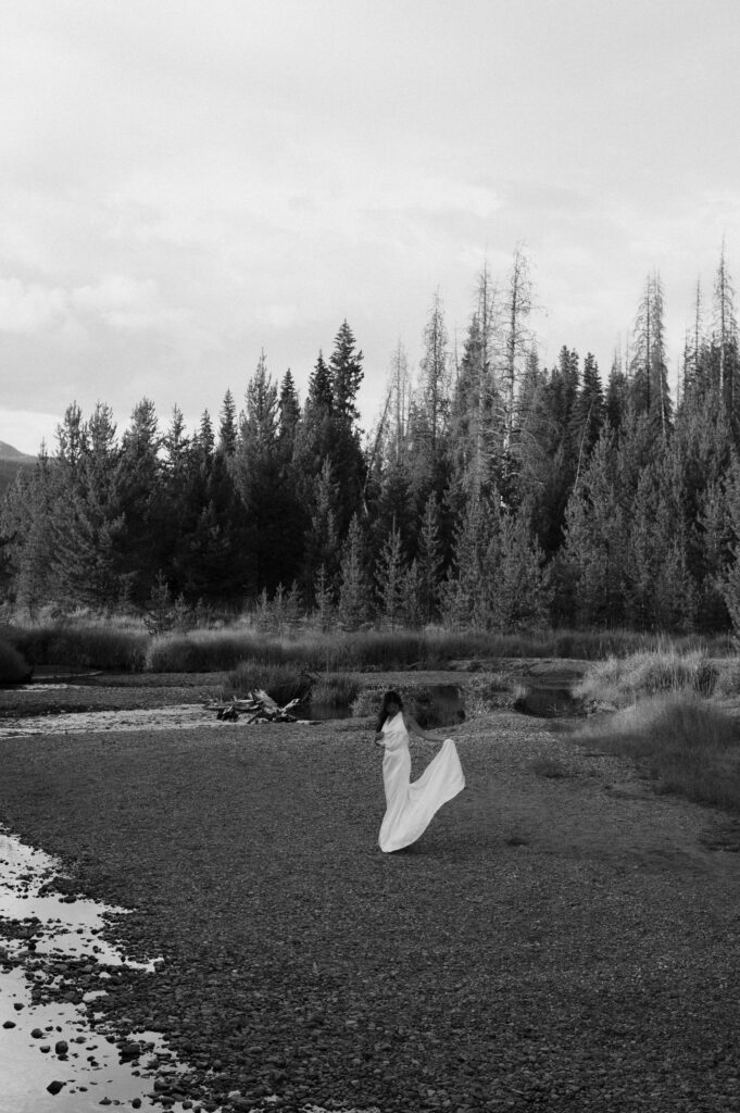 The Roam Photography Retreat bridal shoot in Rocky Mountain National Park, Colorado