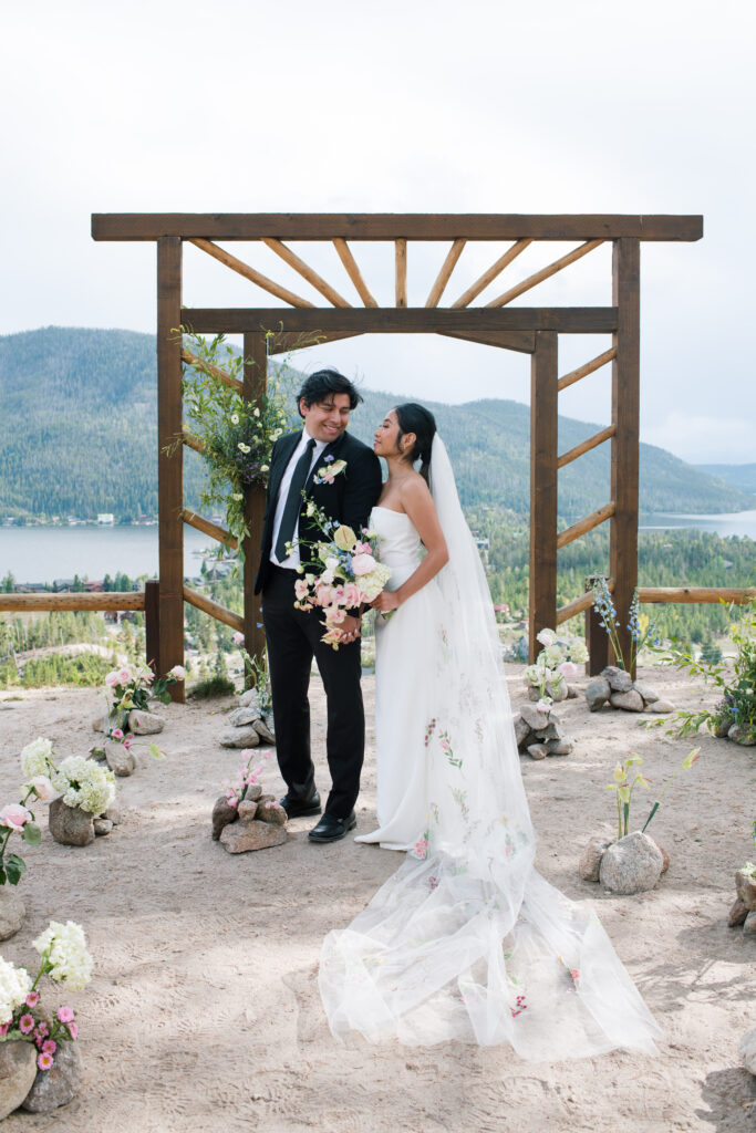 The Roam Photography Retreat micro wedding in Grand Lake, Colorado