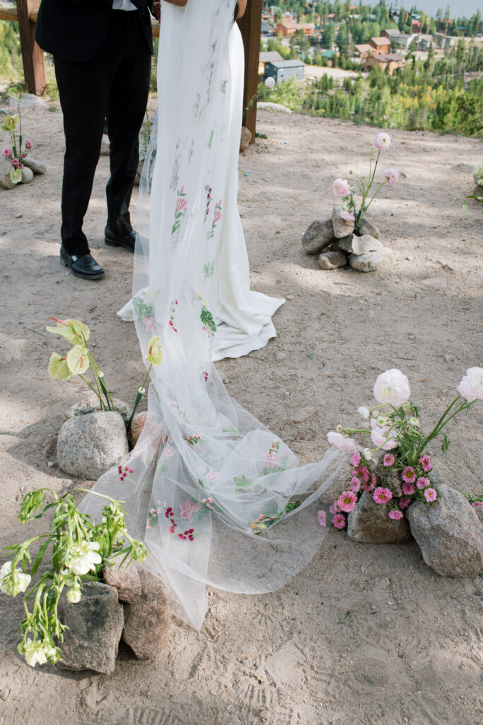 The Roam Photography Retreat micro wedding in Grand Lake, Colorado